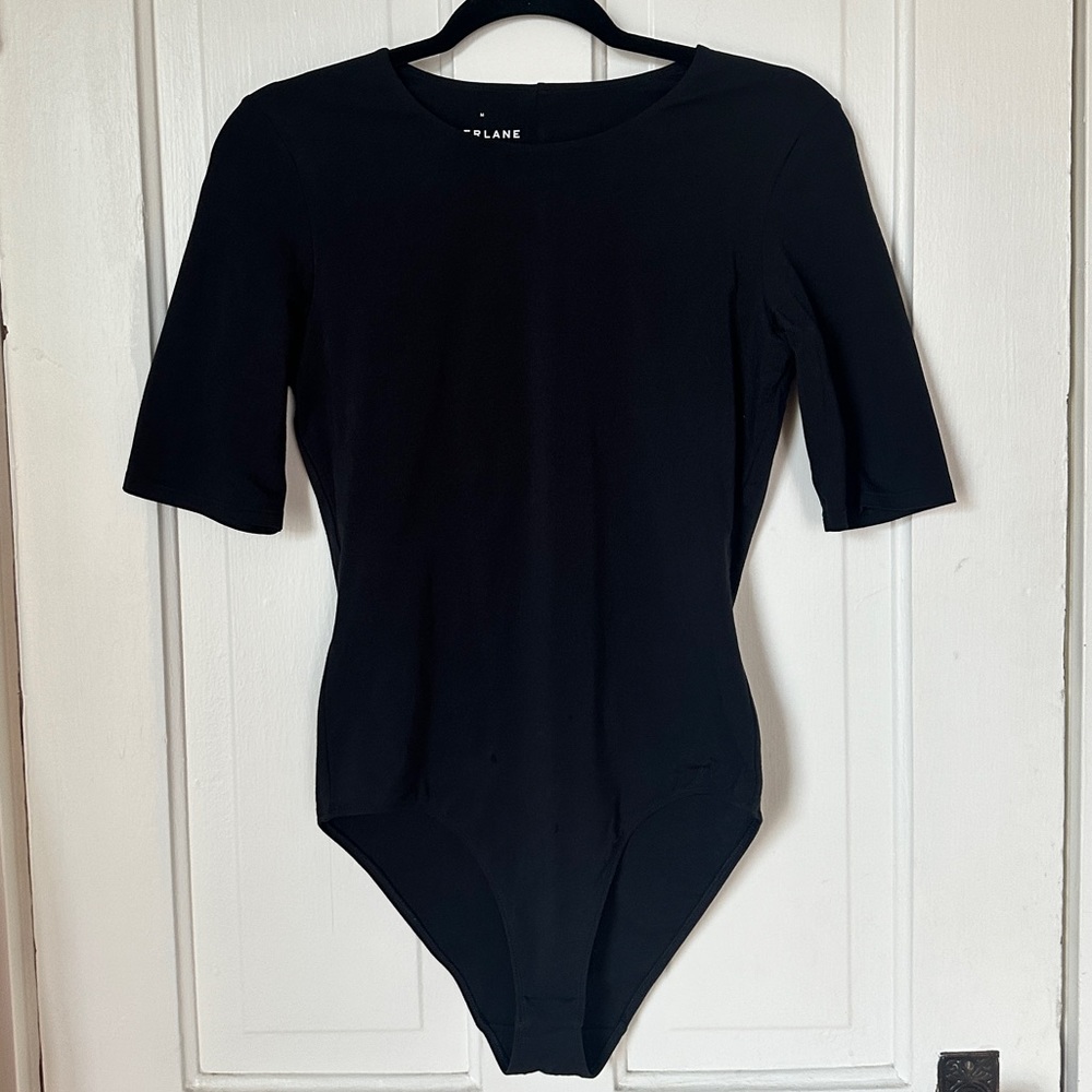 Everlane Short Sleeve Crew Neck Bodysuit- M
